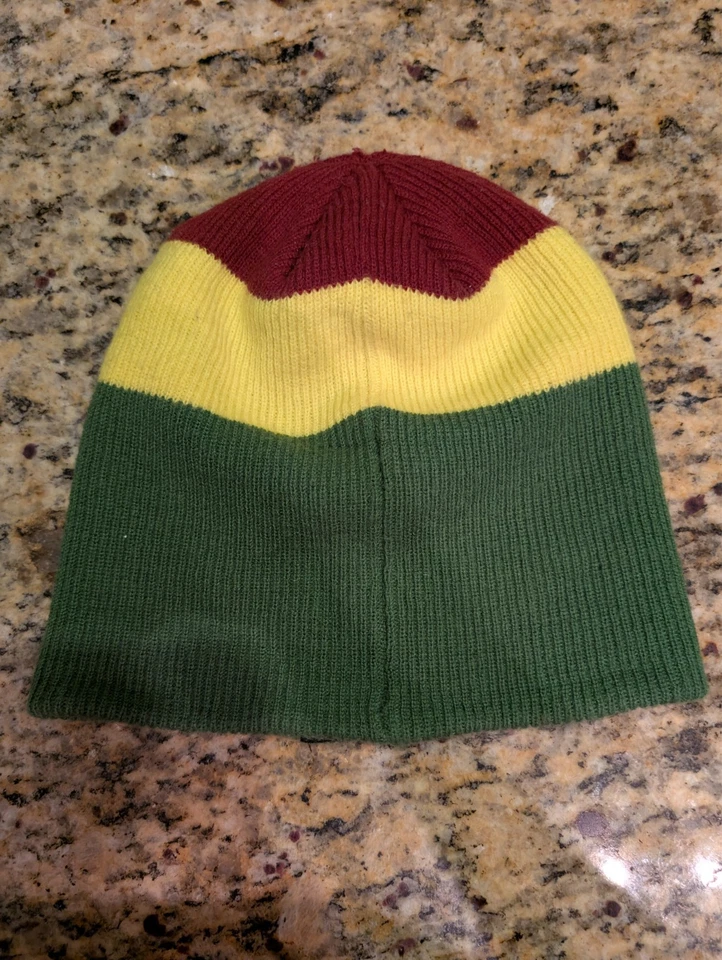 Gorro Quiksilver Verde Amarillo Rojo Talla M Foto 2 de 3