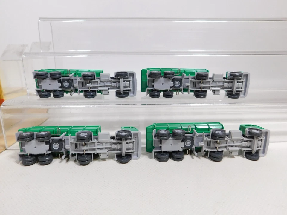 Camión volquete modelo CZ225-0,5# 4X H0 1:87 20 677 MB caja como nueva Foto 3 de 4