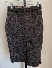 Valentino Roma Wool Skirt Size 42 Made In Italy Workwear Career Quiet Luxury