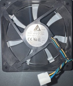 Delta AFB1212SH 120x120x25 120mm 4Pin PWM Server/Workstation Lüfter