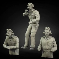 1:35 Scale WWII Tank Crew 3 Figure Set Resin Military Miniatures Unpainted Model