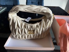 Miu Miu Hobo Wander Tasche Neu 