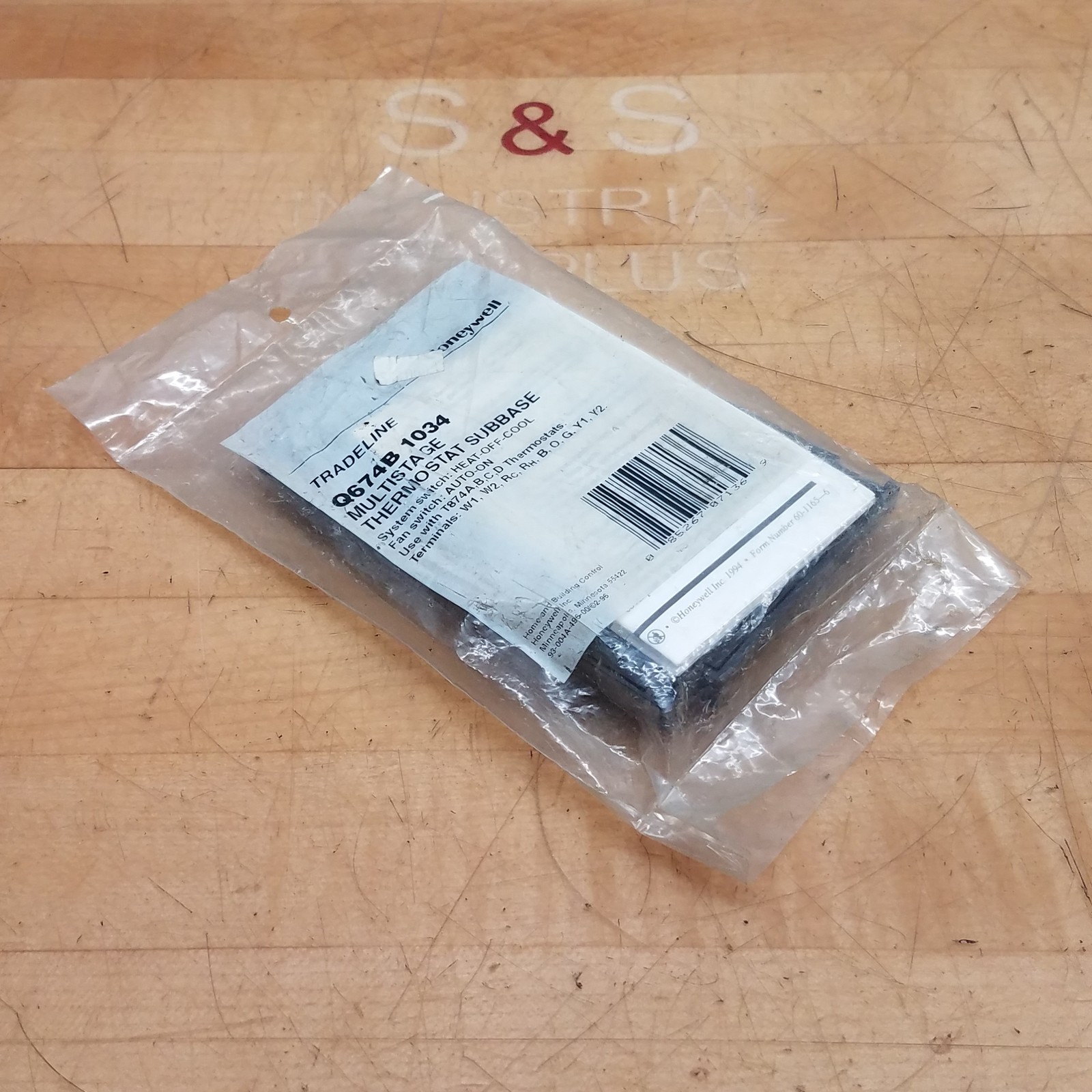 Honeywell Tradeline Q674B 1034 Multistage Thermostat Subbase - NEW