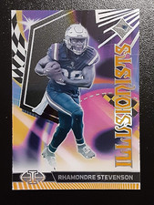 2023 Panini Illusions Football Illusionists Orange #8 - Rhamondre Stevenson