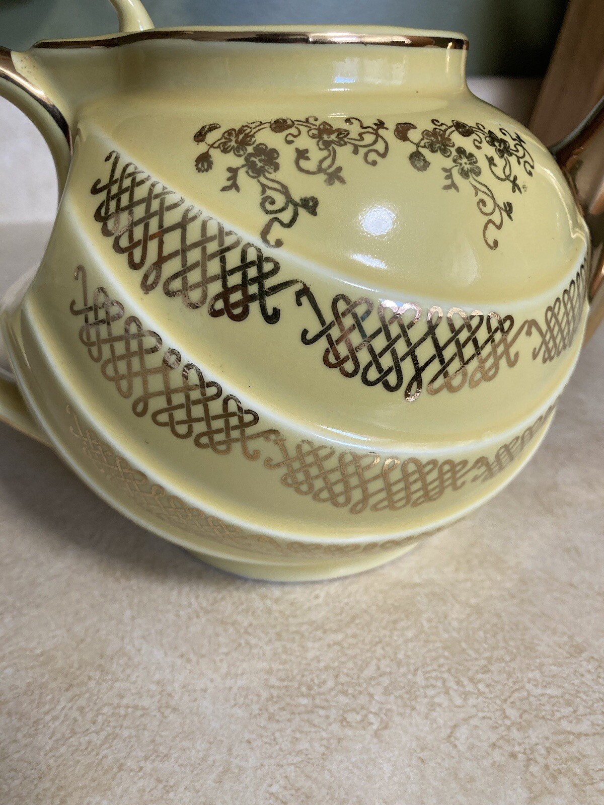 Picture 3 of 8