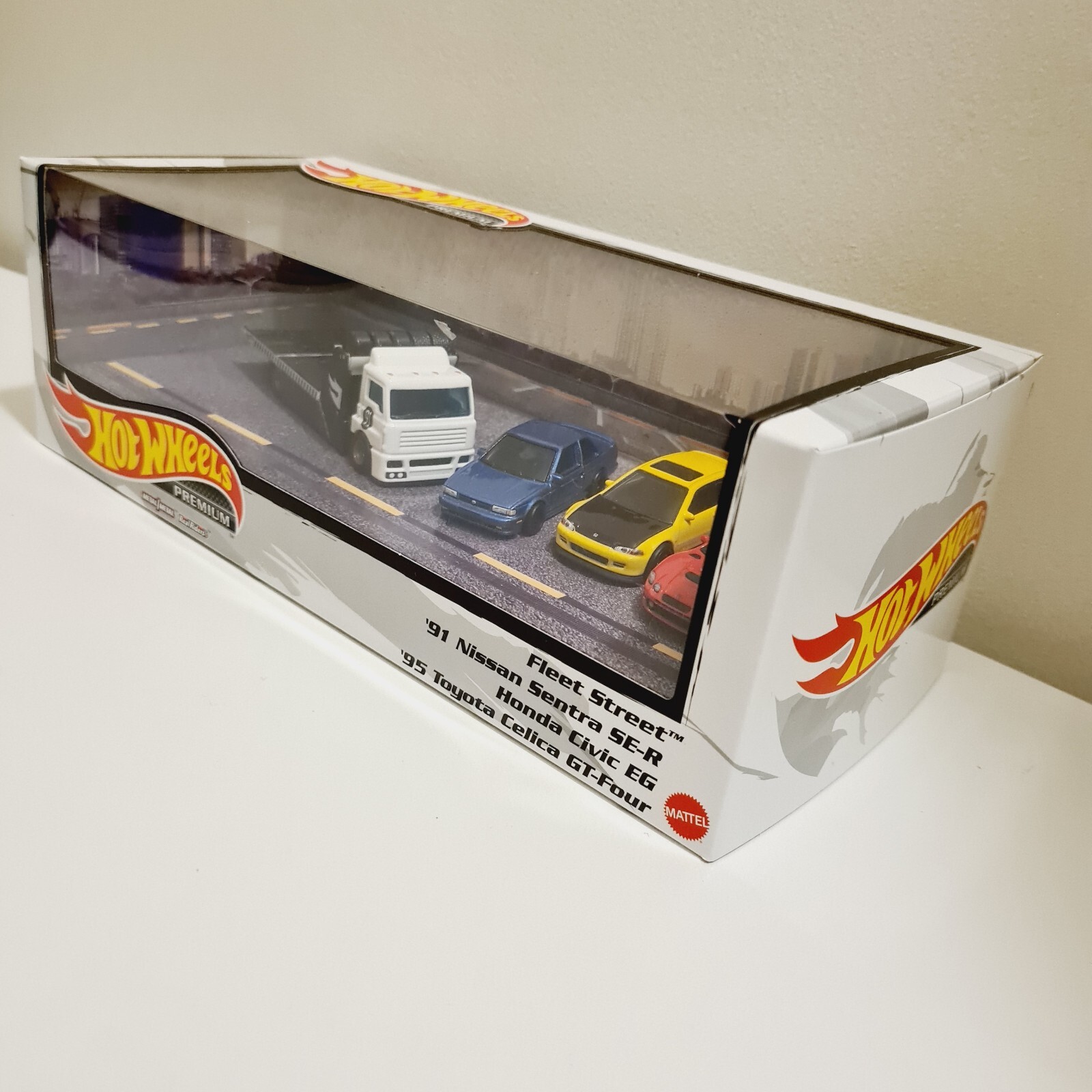 Hot Wheels Premium Fleet Street Toyota Celica Honda Civic Nissan Sentra