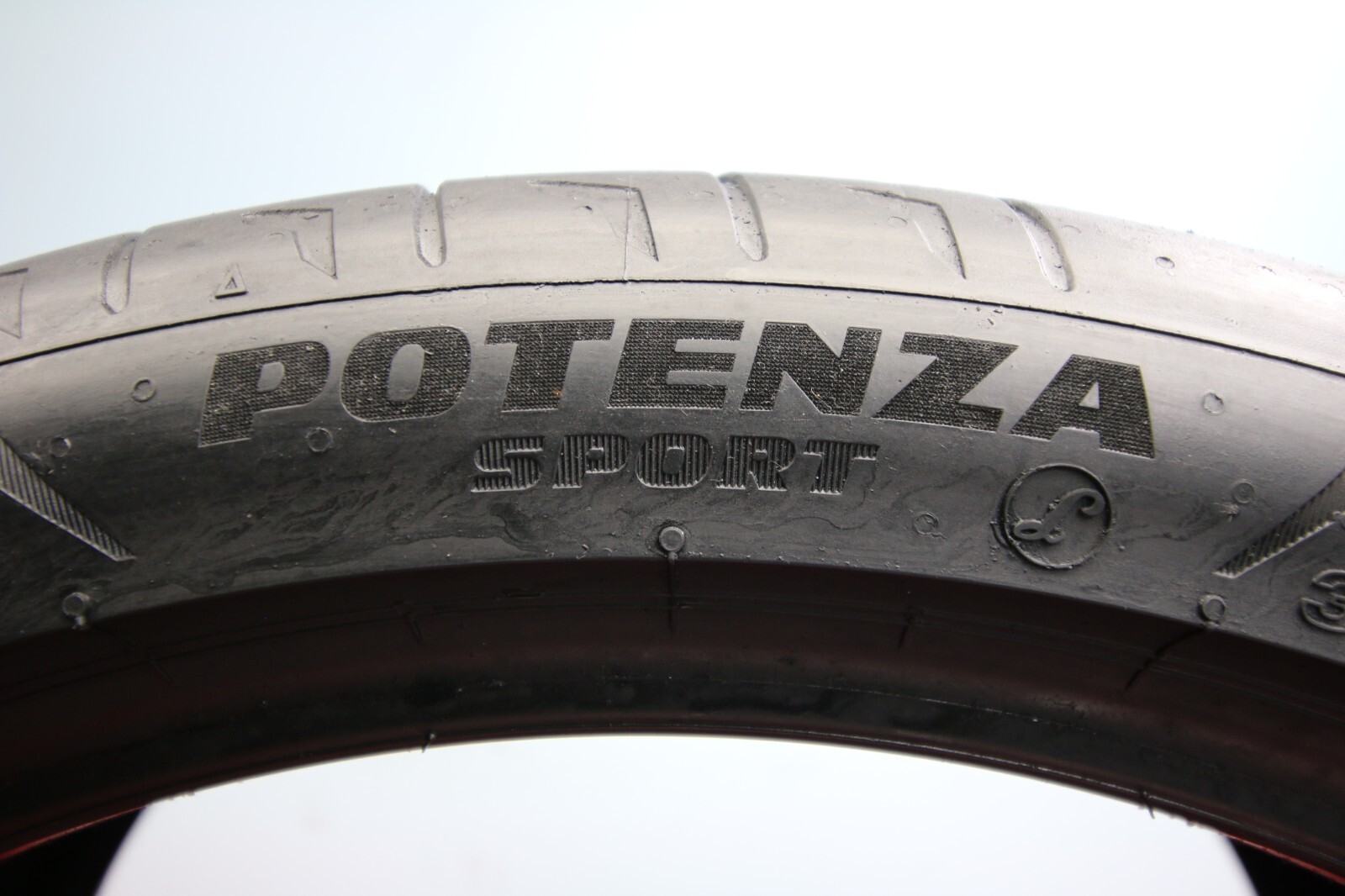 1 Used Bridgestone Potenza Sport Lamborghini L 305/30ZR20 305/30/20 3053020 103Y