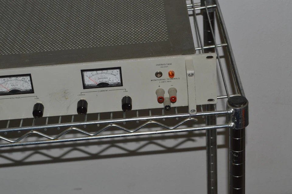 HEWLETT PACKARD HP 6266B DC POWER SUPPLY 0-40 V 0-5A  (RFU31) - Image 3 of 4