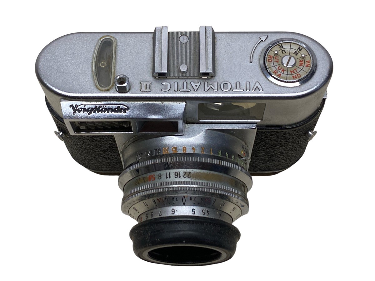 voigtlander vitomatic II 35mm Rangefinder Film Camera W/ Color