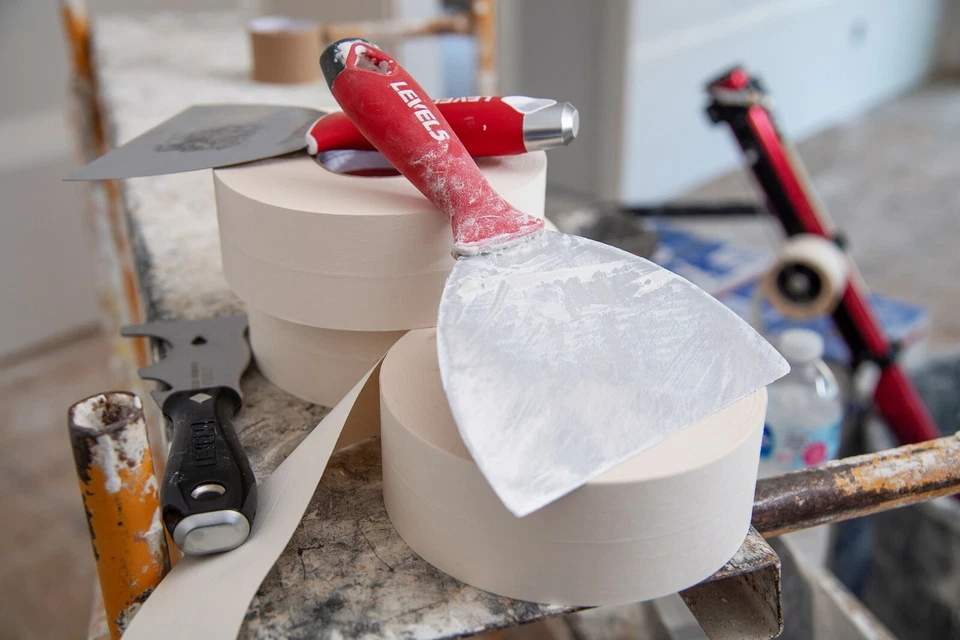 Cuchillo para juntas para paneles de yeso de 6" - Acero inoxidable con mango de agarre suave | LEVEL5 | 5-142 Foto 3 de 4