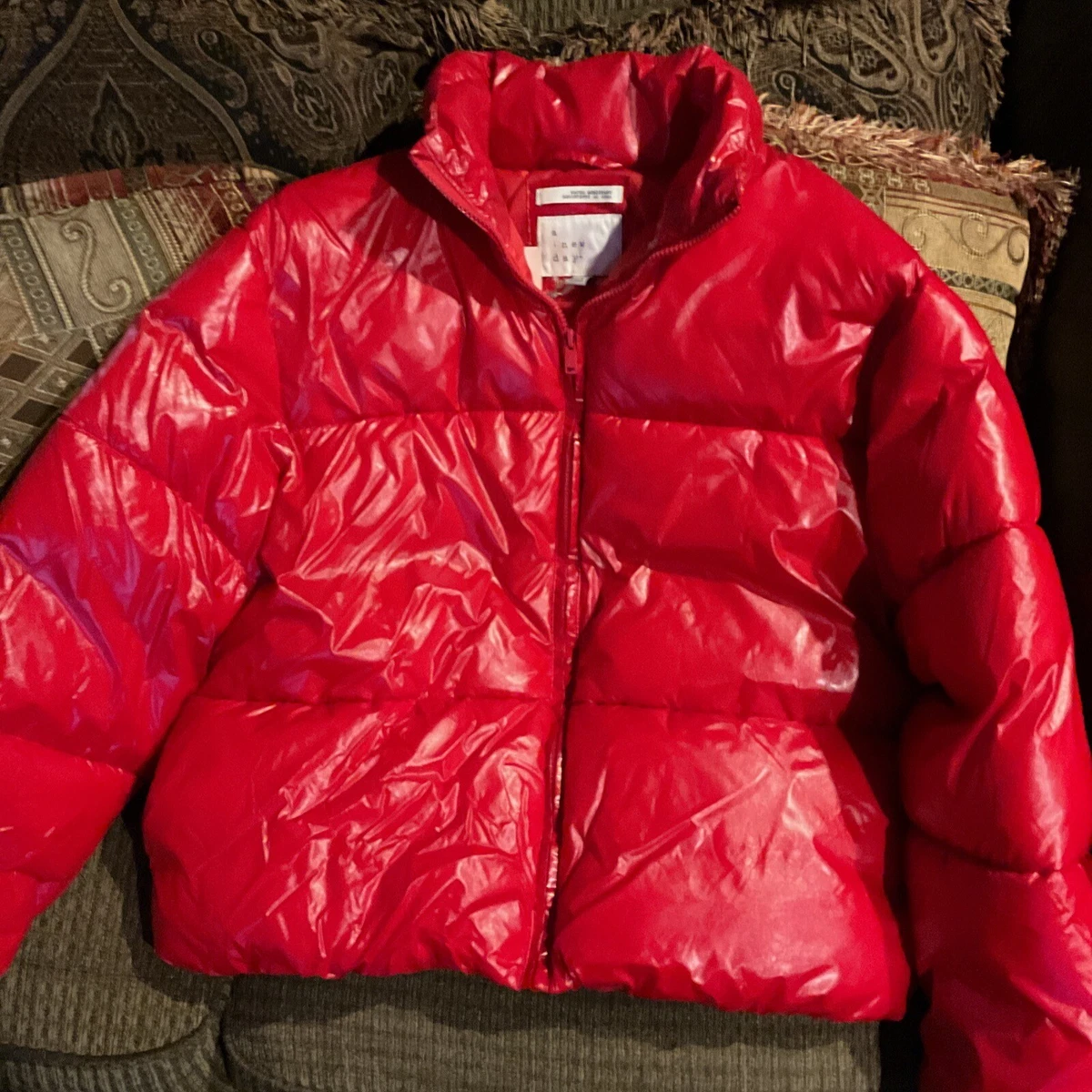 Red cropped vinyl puffer cheap jacket