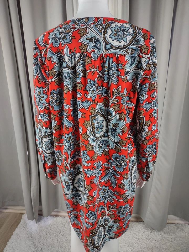 Ann Taylor Loft Women's Multi Color Half Button Front Shift Dress Shirt Size M - Image 4 of 4