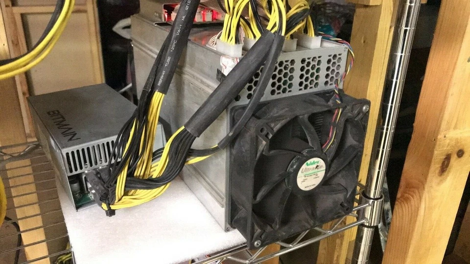 BITMAIN ANTMINER L3+ 504MH/S DOGECOIN MINER LTC ASIC DOGE MINING -SHIPS FROM USA - Image 2 of 4