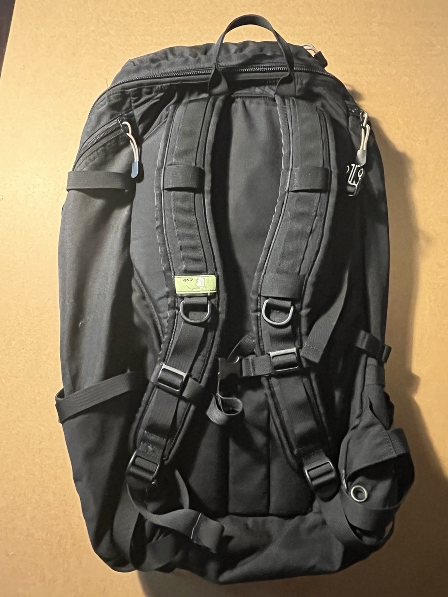Vintage Black Burton Ak Snowboarding | Ski | Hiking Carrying
