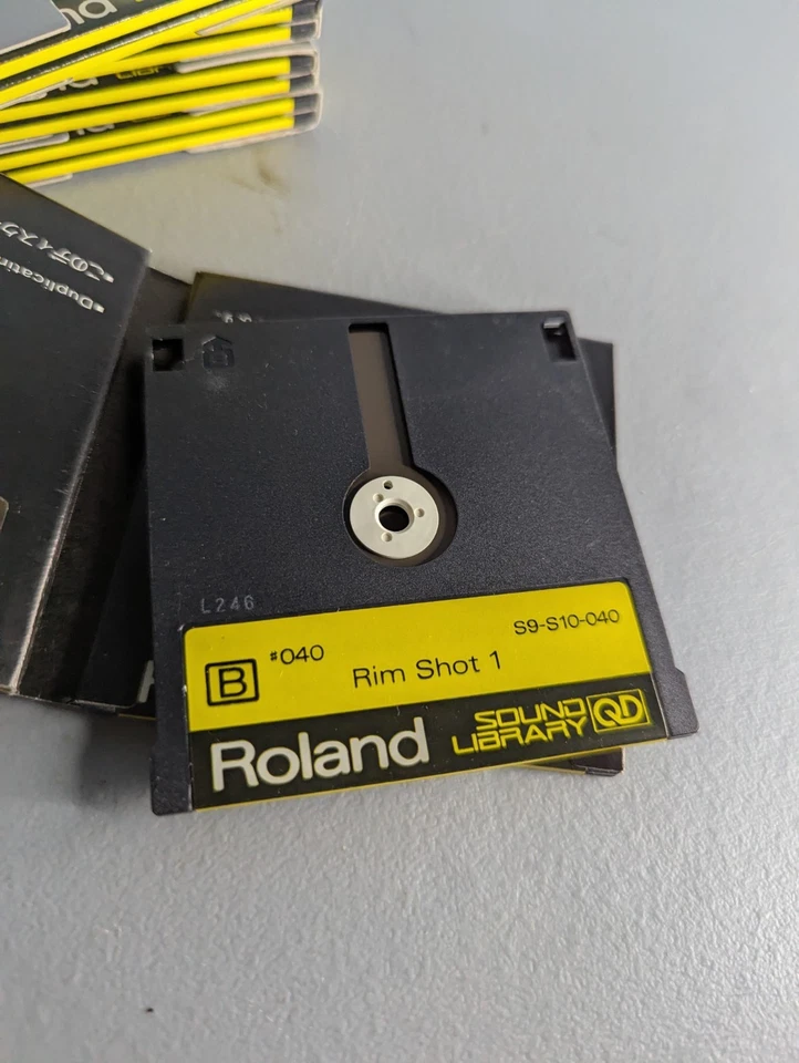 Roland Sound Library QUICK DISK (QD) L-106 DRUM SET Vol 1 #036-#040 Sets  - Image 3 of 4