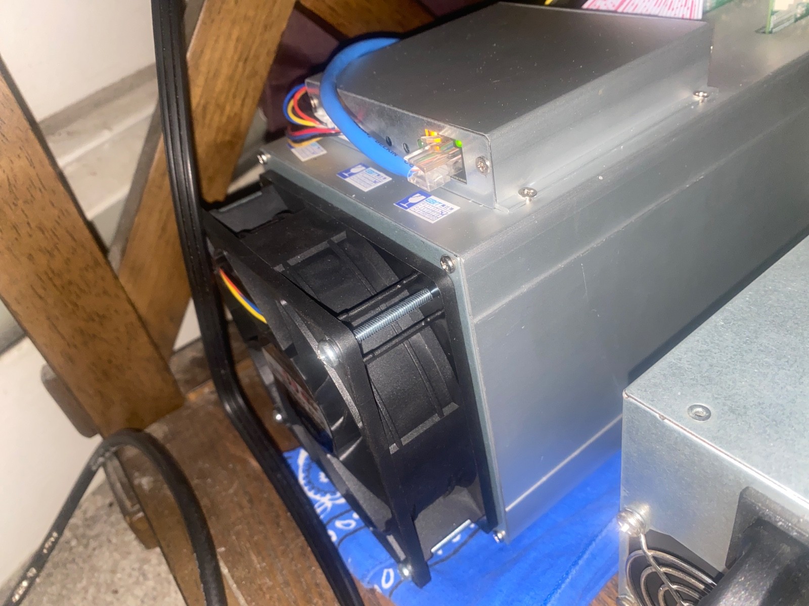 NEW EBANG e9+ BITCOIN Miner - up to 9THs - Fully Working - Power supply not Inc.
