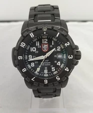 LUMINOX F-117 wristwatch