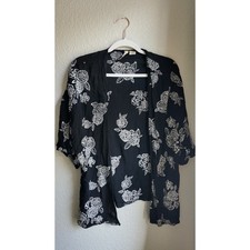 Sky and Sparrow Black White Embroidered Floral Kimono S/M Open Front