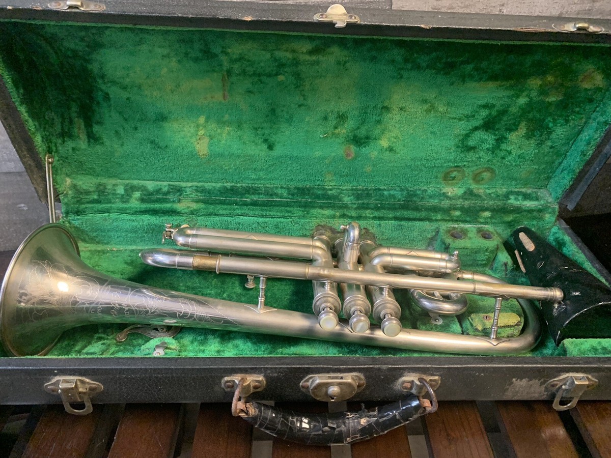 1911年製　C.G.Connコルネット　トランペットと持ち替えに C.G.Conn New Wonder コルネット トランペットと持ち替えに