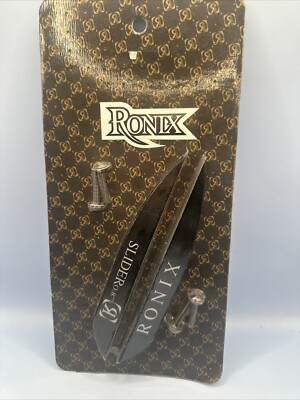 Ronix Wakeboards .8'' Slider  Fins Black w/Silver Lettering includes hardware