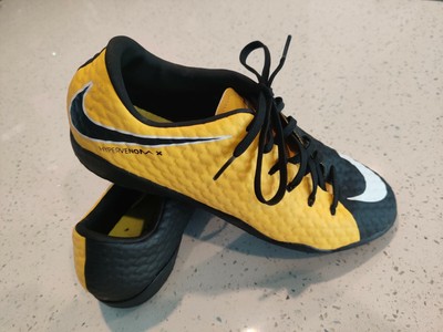 nike hypervenom astro