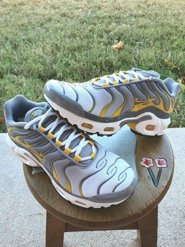 air max plus particle grey