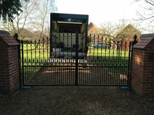 Custom made entrance gates, Design PJN27