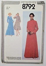 VTG 70's Simplicity Pattern 8792 Misses Front-Wrap Robe Two Lengths Size 10 UC