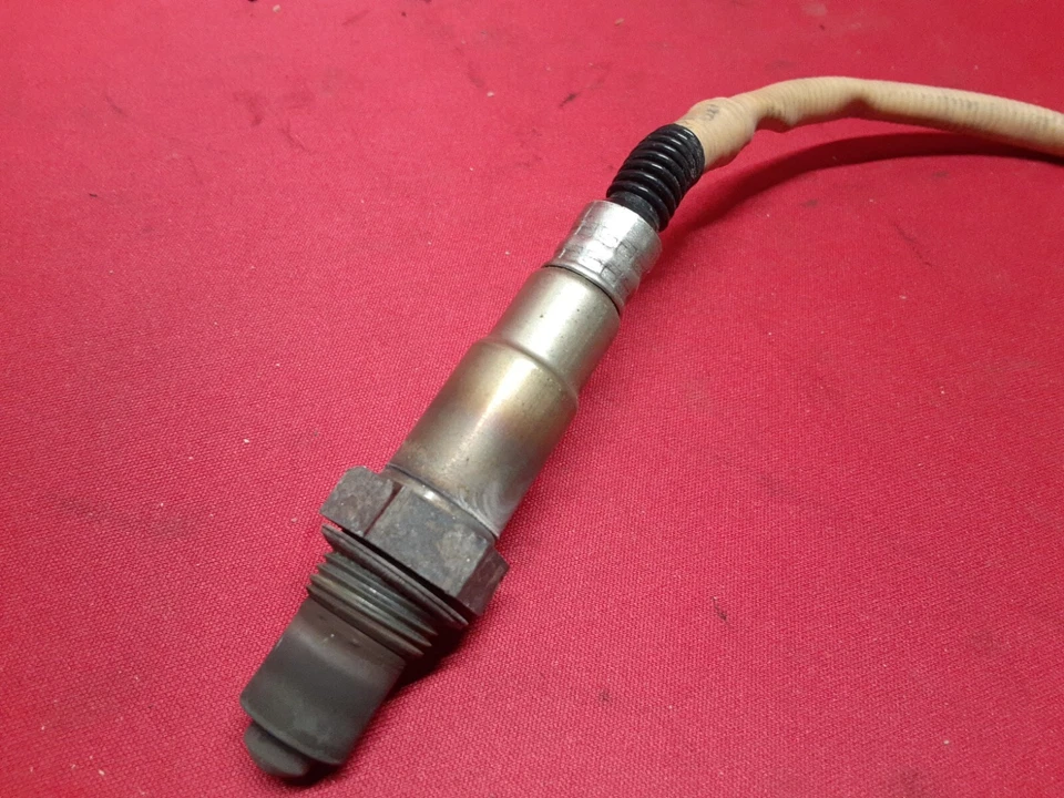 Датчик кислорода с подогревом O2 для Chevrolet Volt 14-16 Cadillac ELR 2011–2015 годов выпуска 55569903 - Изображение 3 из 4