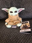 Disney +  Star Wars Mandalorian The Child Baby Yoda Shoulder Plush Magnet — photo 2