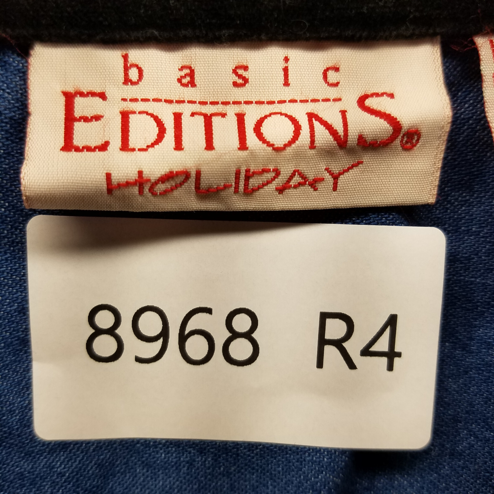 Basic Editions Holiday Button Up Shirt Womens Lar… - image 8