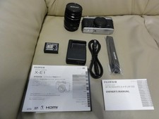 FUJIFILM X-E1 Lens Kit Silver Excellent Condition Complete Accessories