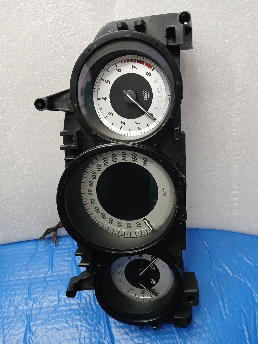 2014 Mercedes E350 OEM Speedometer 2129000925