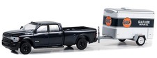 GREENLIGHT,DODGE Ram 2500 2023 with GULF OIL trailer from the Hitch & Tow ser...