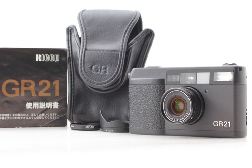 Ricoh GR10 & GR21