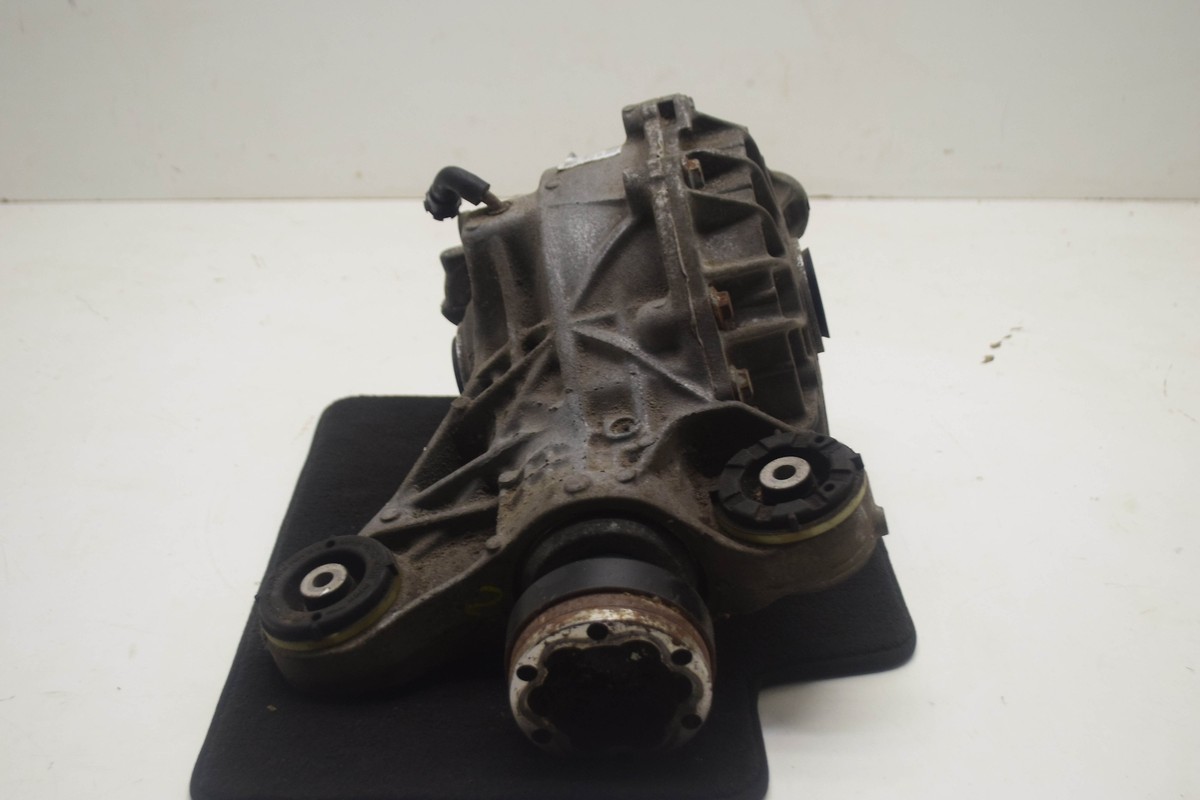 JAGUAR F-PACE X761 Rear Differential OEM 3.23 HK83-4A213-HA | eBay