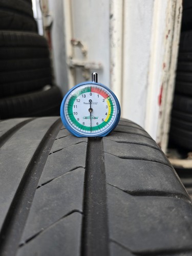(1) 285/35/23 Pirelli P Zero PZ4 ALP Alpina XB7 Tire - Picture 5 of 12