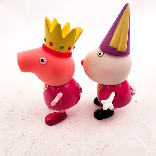 Peppa Pig Königsfamilie Schloss Figuren Prinzessin Peppa & Suzy Schaf Ersatz - Bild 5 von 6