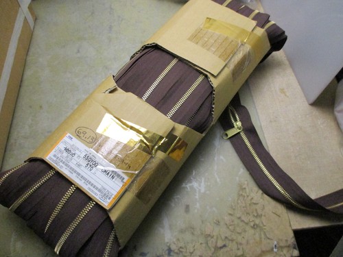 Chaîne à Fermeture éclair YKK 5SGYOG 570 Excella - Métal Laiton - 69m