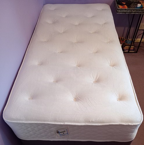 Single Slumberland Mattress For Sale, White, Extra Firm. - Picture 3 of 10