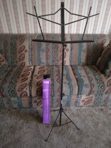 On-Stage Classic Sheet Music Stand With Bag SM7122