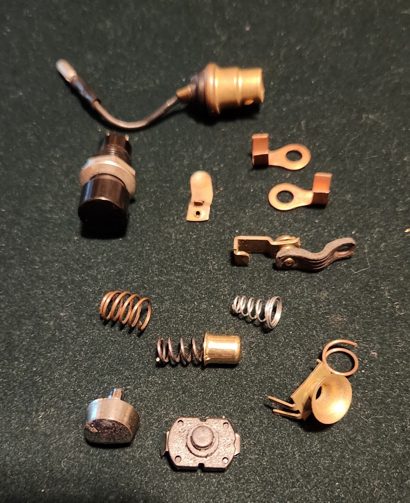 1963 MASERATI 3500 Dashboard Button, Switch & Door Switch W/ Various Components