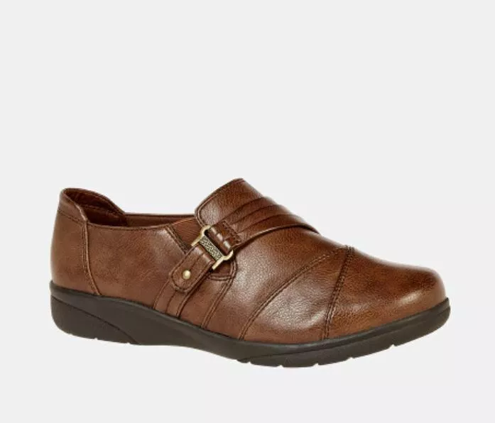 Cloudwalkers By Avenue Ladies Doriz Slip On Flat Shoe size 9.5W Colour Brown