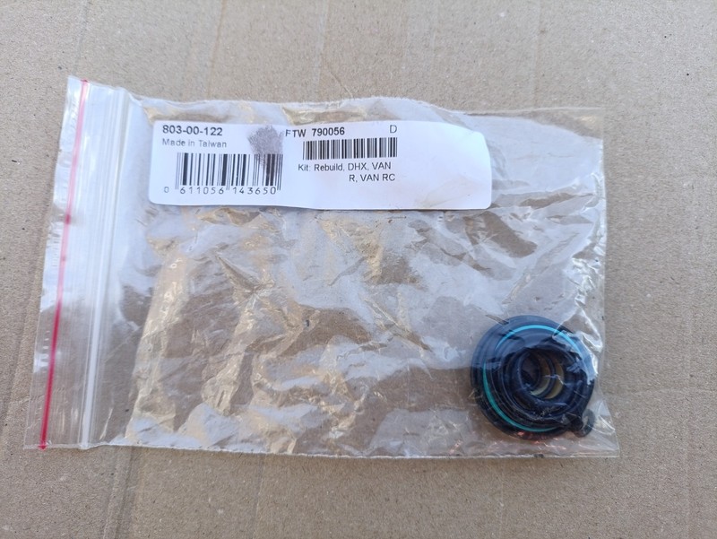 Fox DHX / Vanilla Shock Seal Kit Rebuild Kit (Aftermarket So Not In Fox Packet)