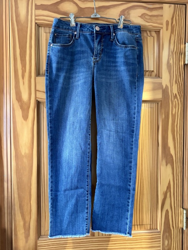Seven7 Women’s Straight Leg Jeans 10 Blue Medium Wash Stretch Denim 5-Pocket