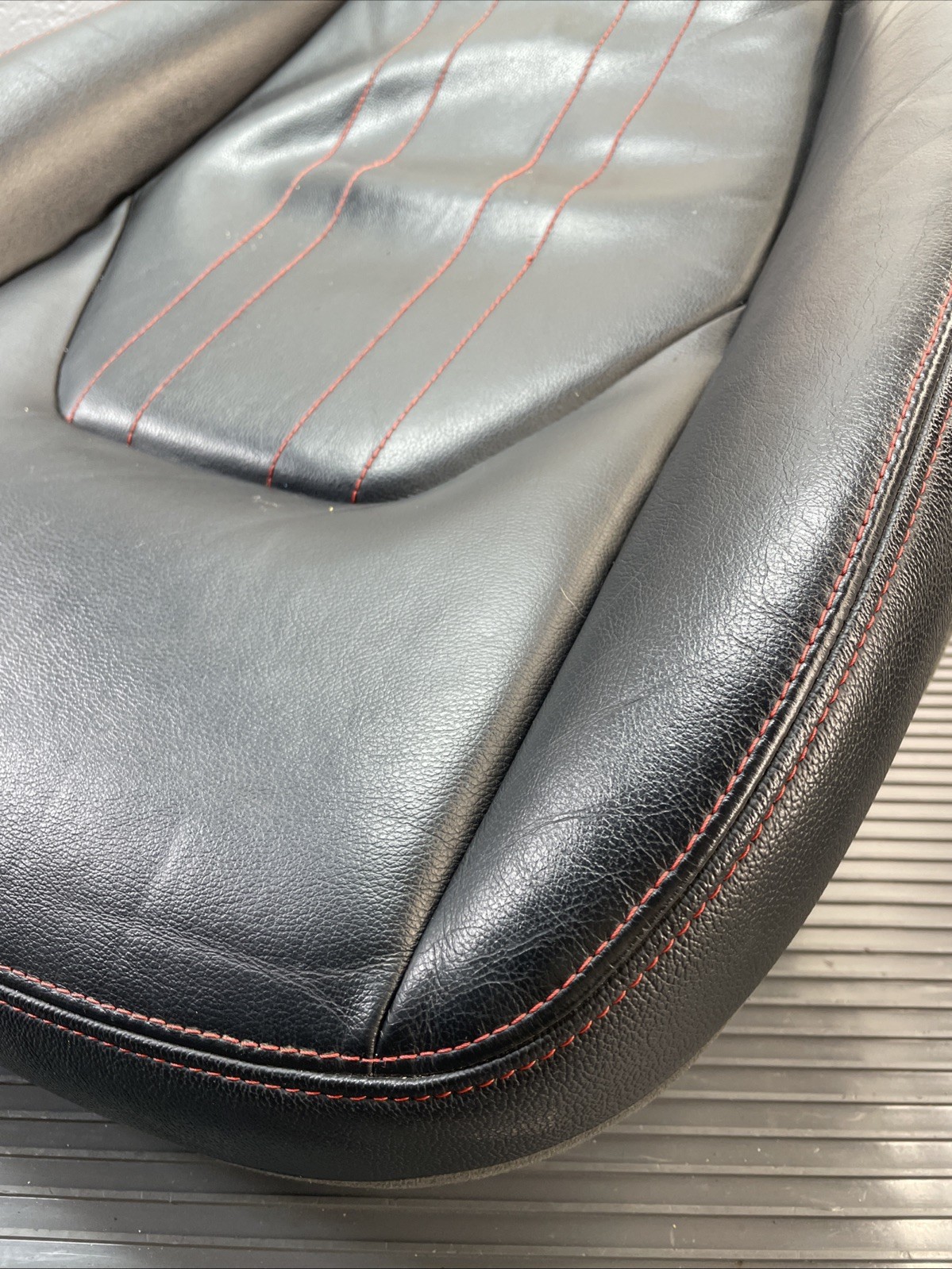 2013-2016 Maserati Ghibli M157 Front Left Seat Lower Cushion Bottom Black OEM