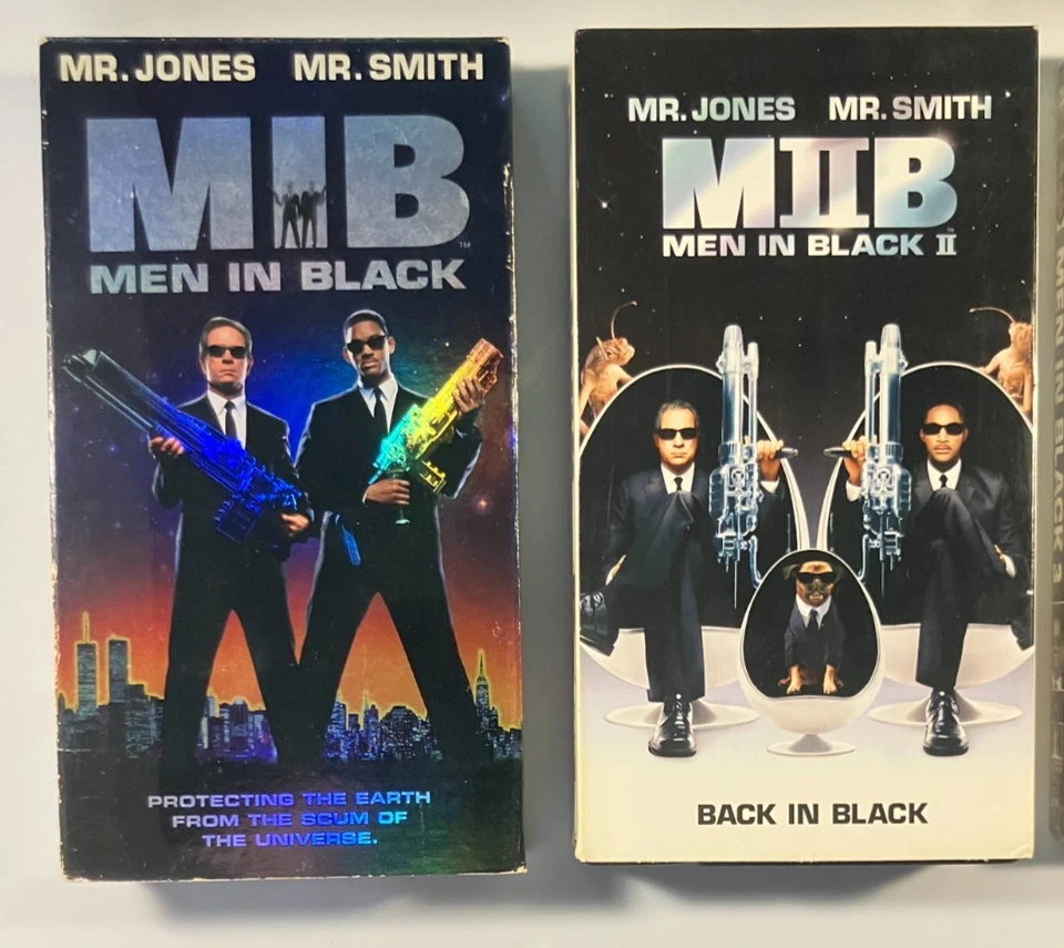 MIB Men in Black 1 & MIB 2 VHS VG & MIB 3 DVD Sealed New - All 3 in One UFO Lot! Foto 2 de 4
