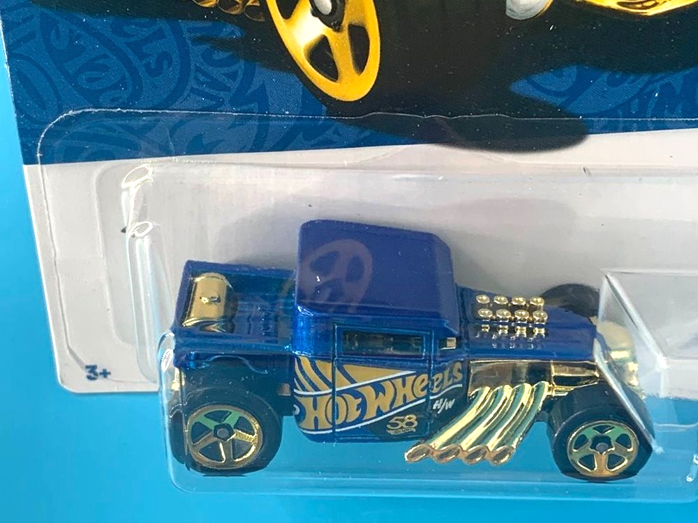 HOT WHEELS 2026 BONE SHAKER METALFLAKE CERULEAN 1/6 JKX81 BLUE AND