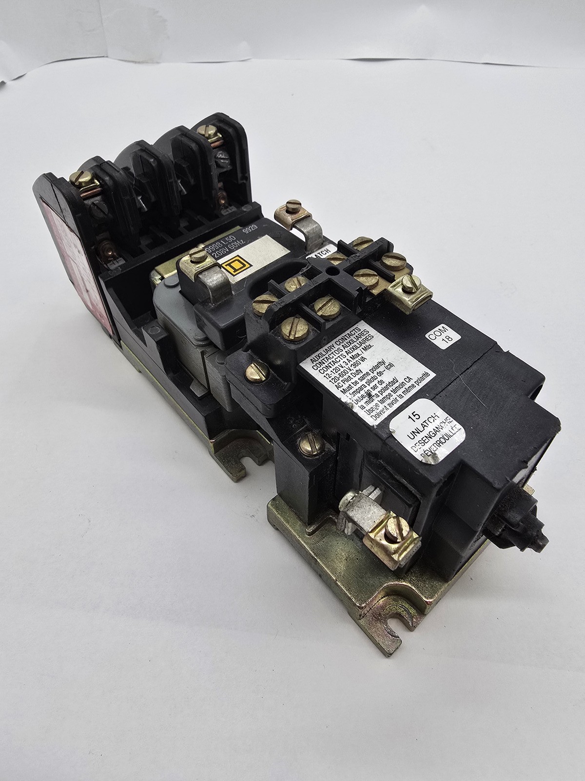Square D 8903LX020 Lighting Contactor 20A 2P 600V 208V Coil Series B