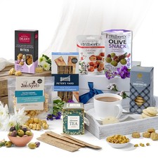 Luxury Afternoon Tea Hamper Gift Set – Sweet & Savoury Food Gift for Mum, Cou...